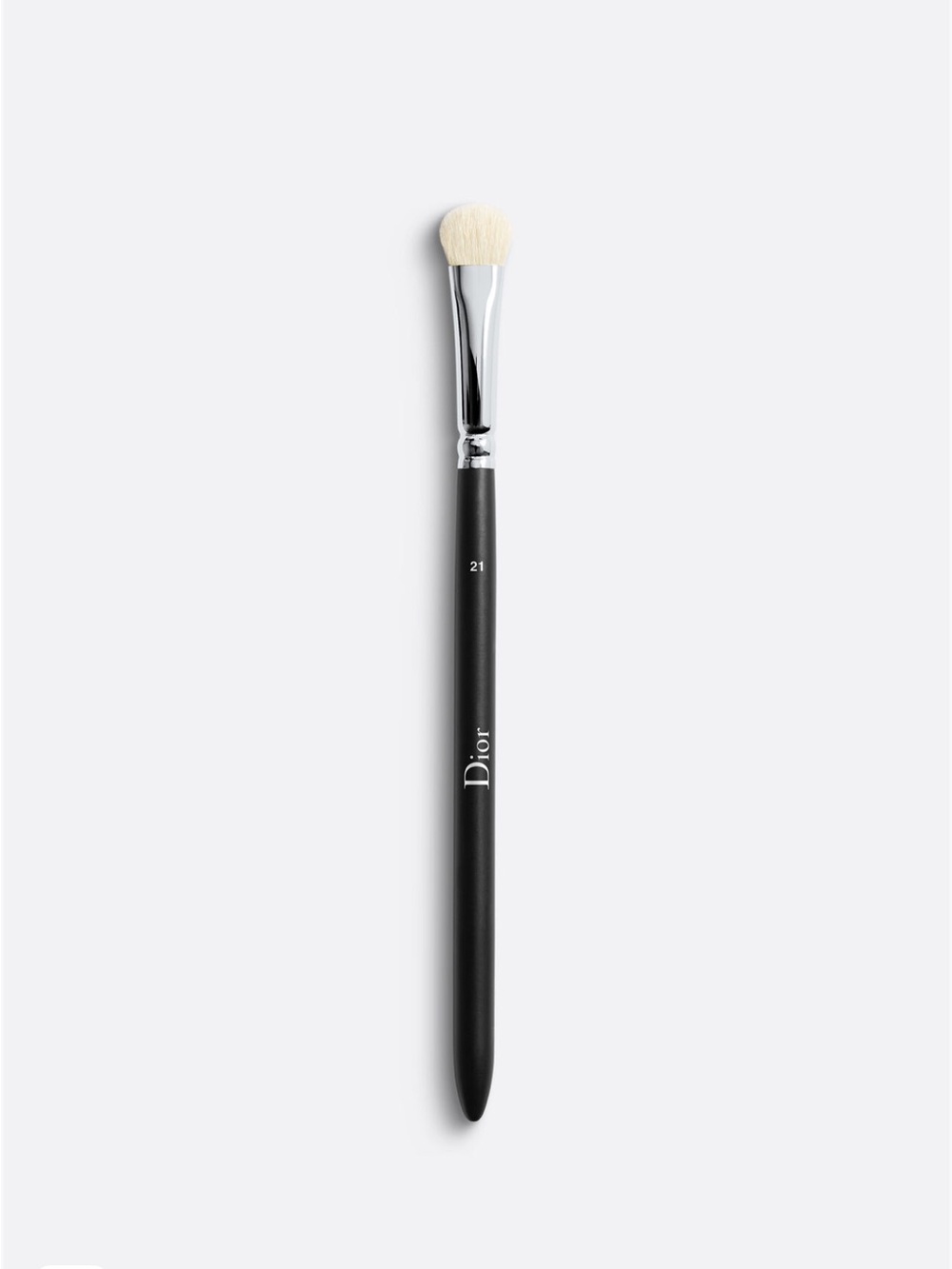 Dior Backstage eyeshadow brush #21